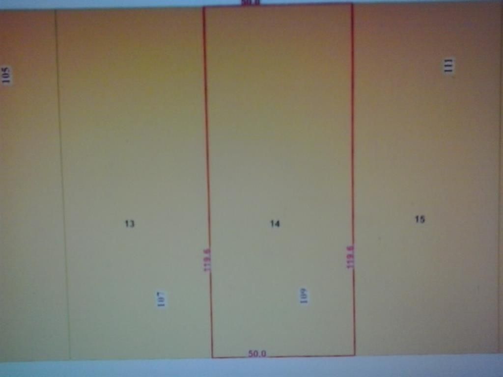 109 6A Street  - Photo 2