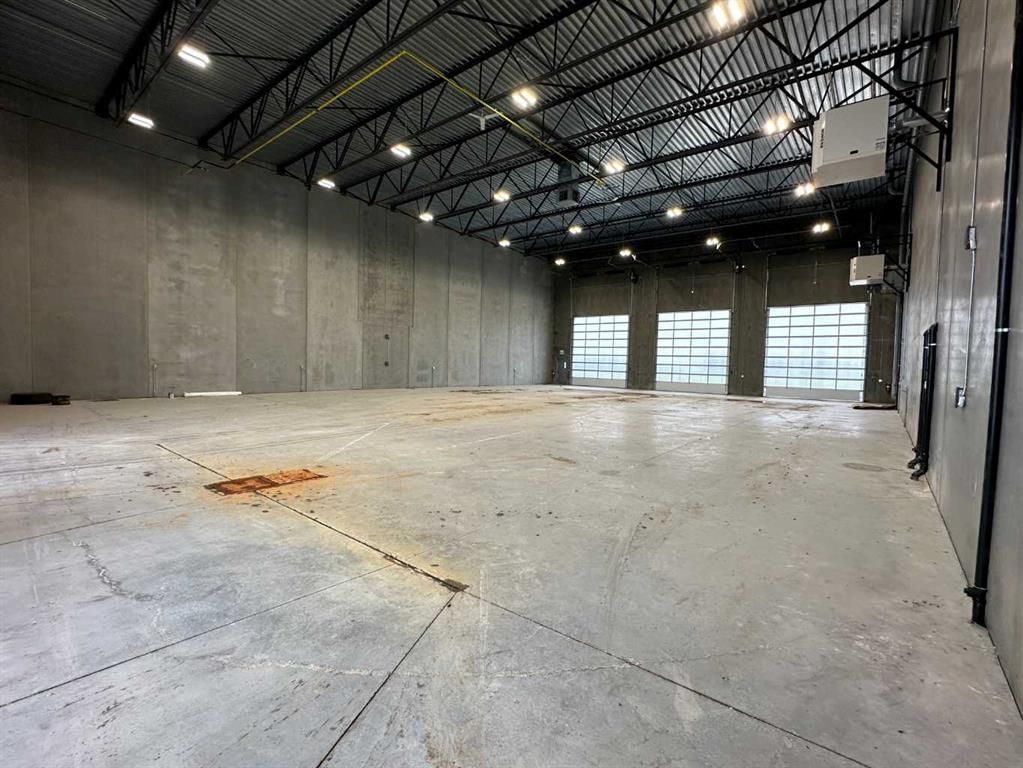 82, 722040 Range Road 51   - Photo 17