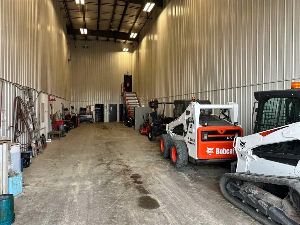 721072 Range Road 53   - Photo 13