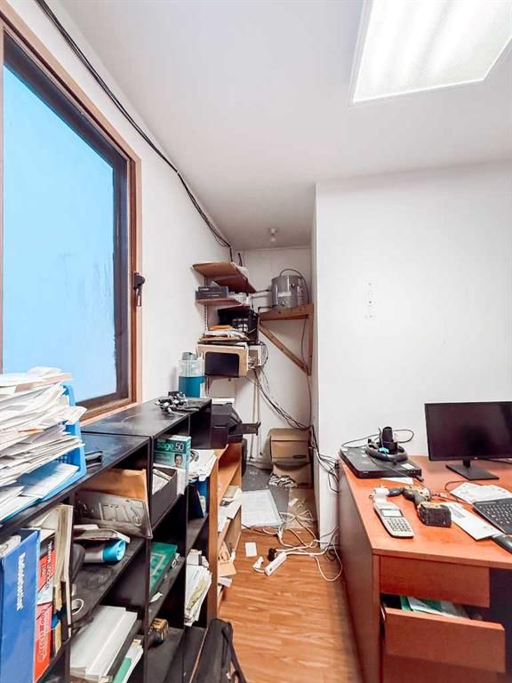 5031 47 Avenue  - Photo 34