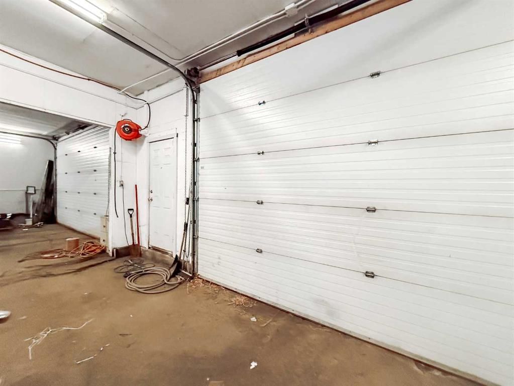 5031 47 Avenue  - Photo 38