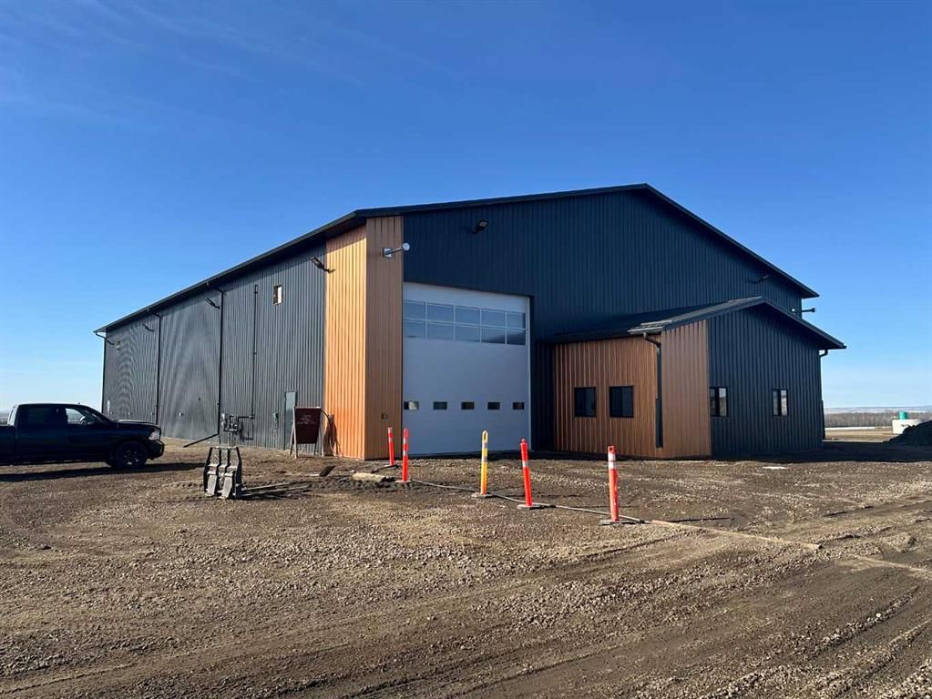 731056A Range Road 62   - Photo 2