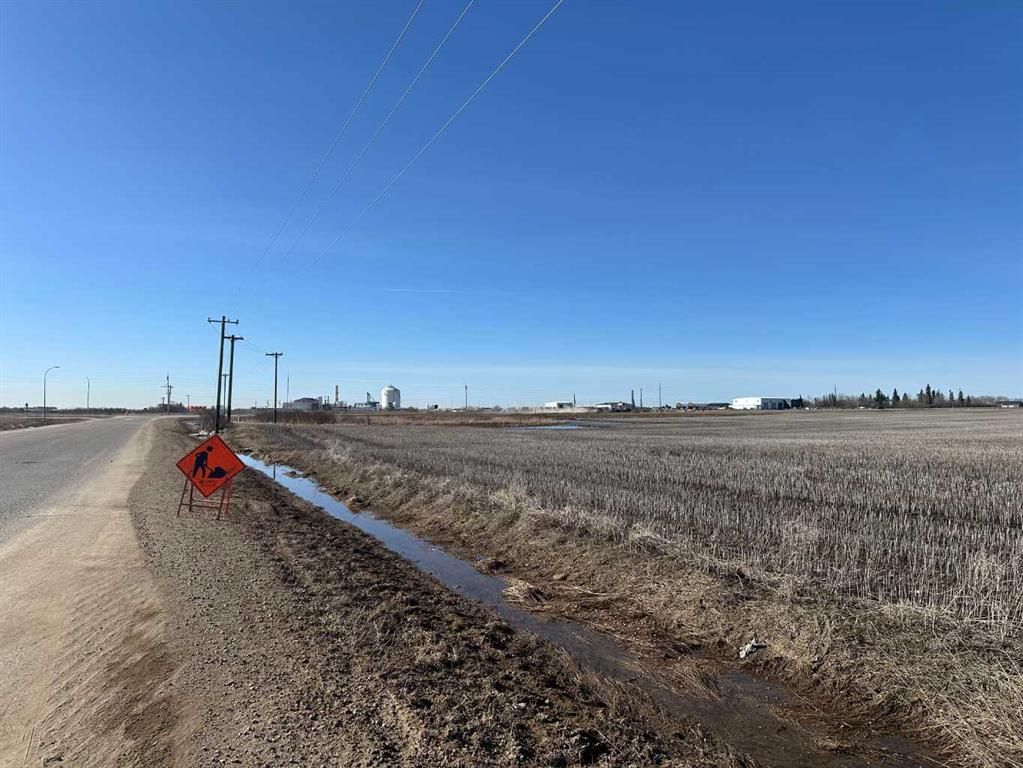 SE 14-73-6-W6   - Photo 3