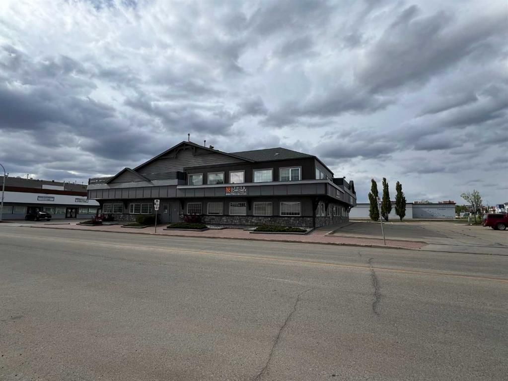 105, 106, 107, 108, 9824 97 Avenue  - Photo 8