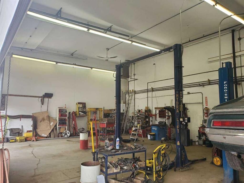 9934 100 Avenue  - Photo 8