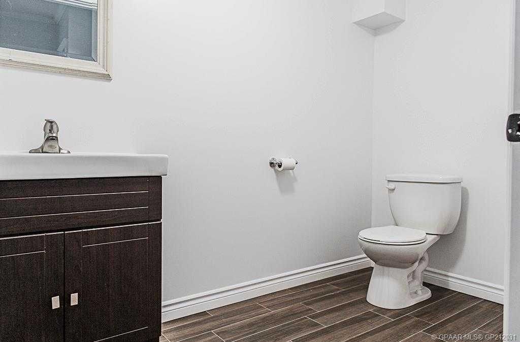 9731 100 Avenue  - Photo 19