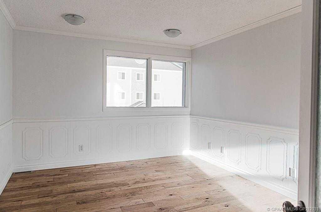 9731 100 Avenue  - Photo 22