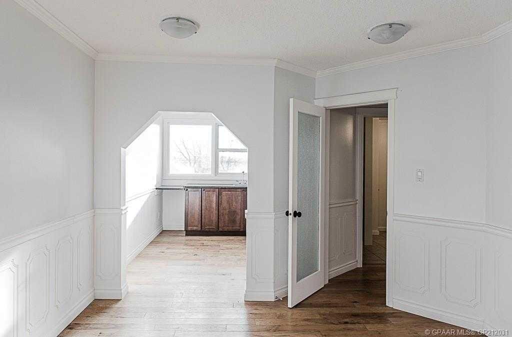 9731 100 Avenue  - Photo 23