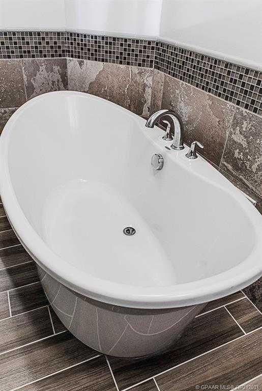 9731 100 Avenue  - Photo 36