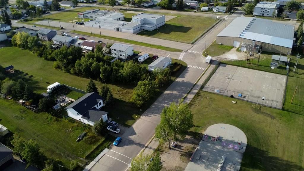 9716 97 Street  - Photo 9