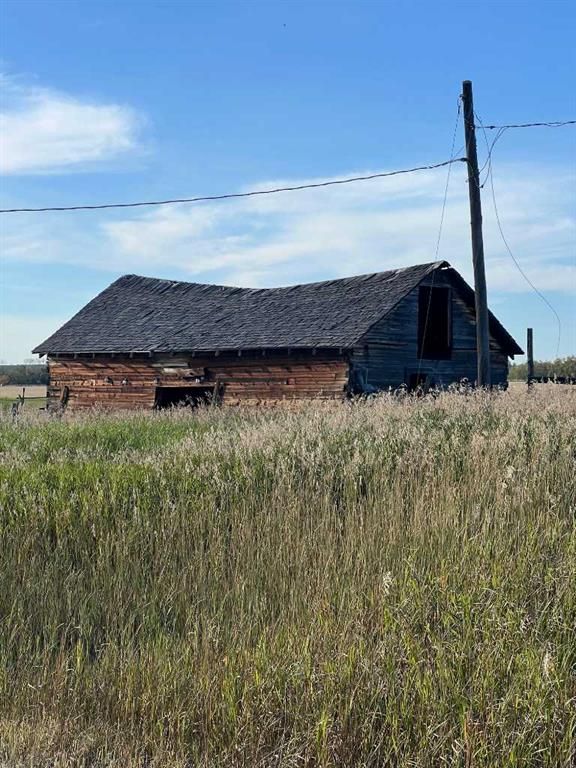 NE-26-73-11-W6 .   - Photo 9