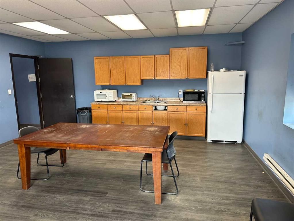 8002 105 Street  - Photo 16