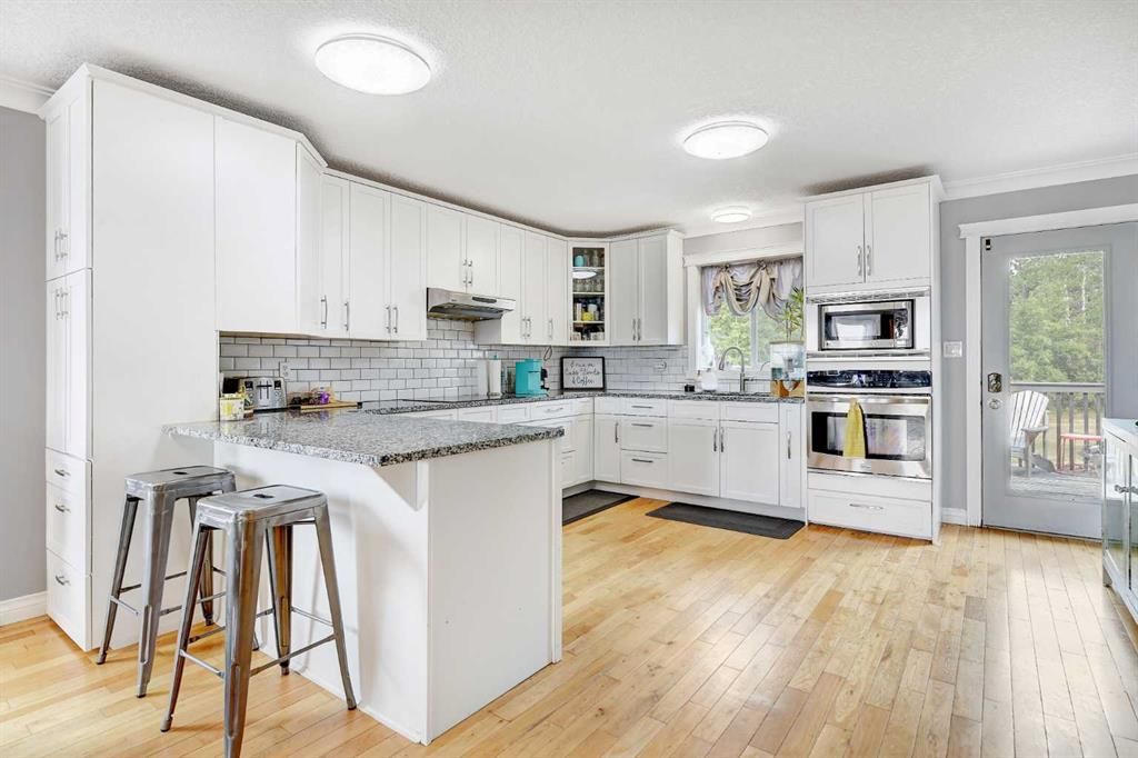 1101 Redlow Drive  - Photo 3