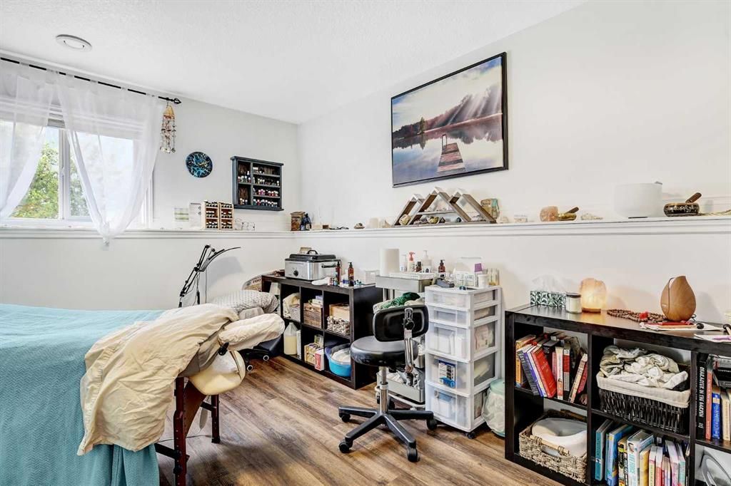 1101 Redlow Drive  - Photo 36