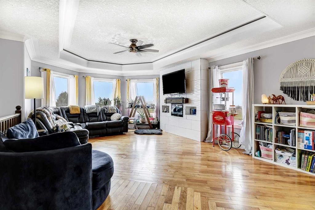 1101 Redlow Drive  - Photo 9