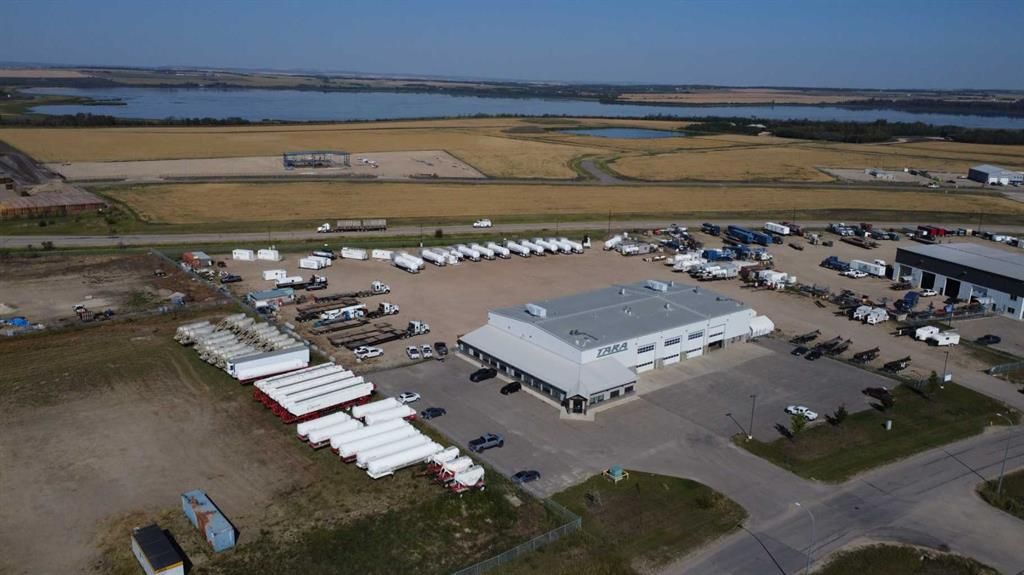 9526 85 Avenue  - Photo 2