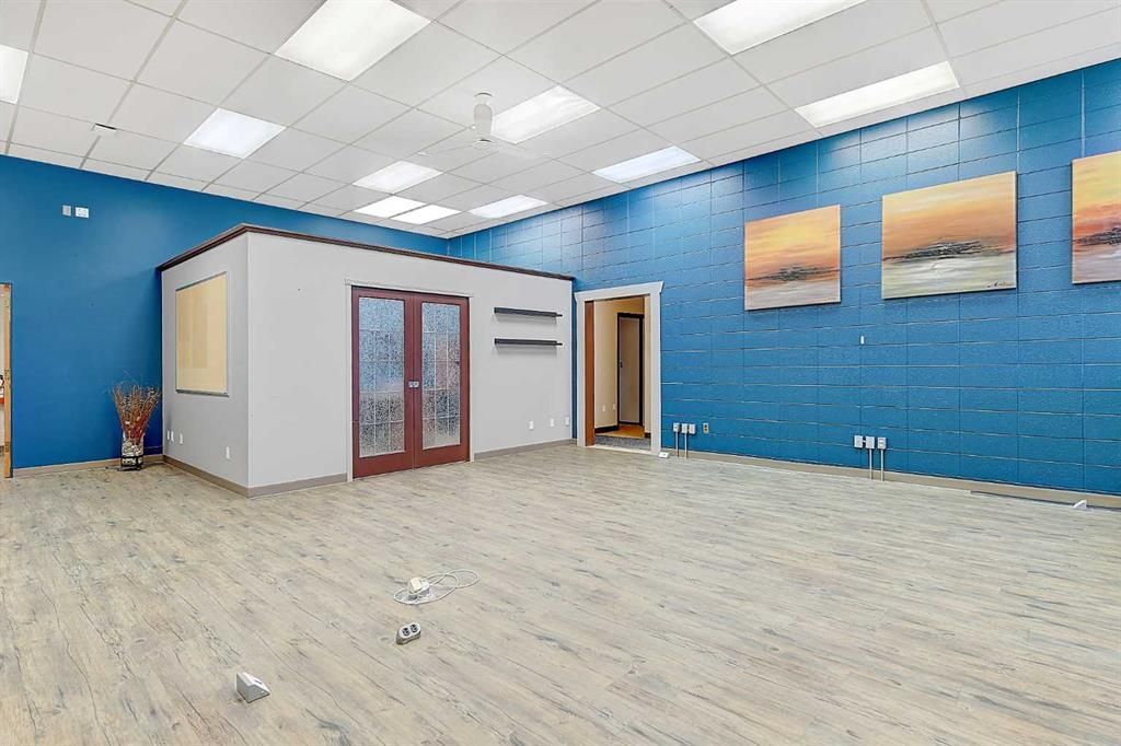 10030 101 Avenue  - Photo 14