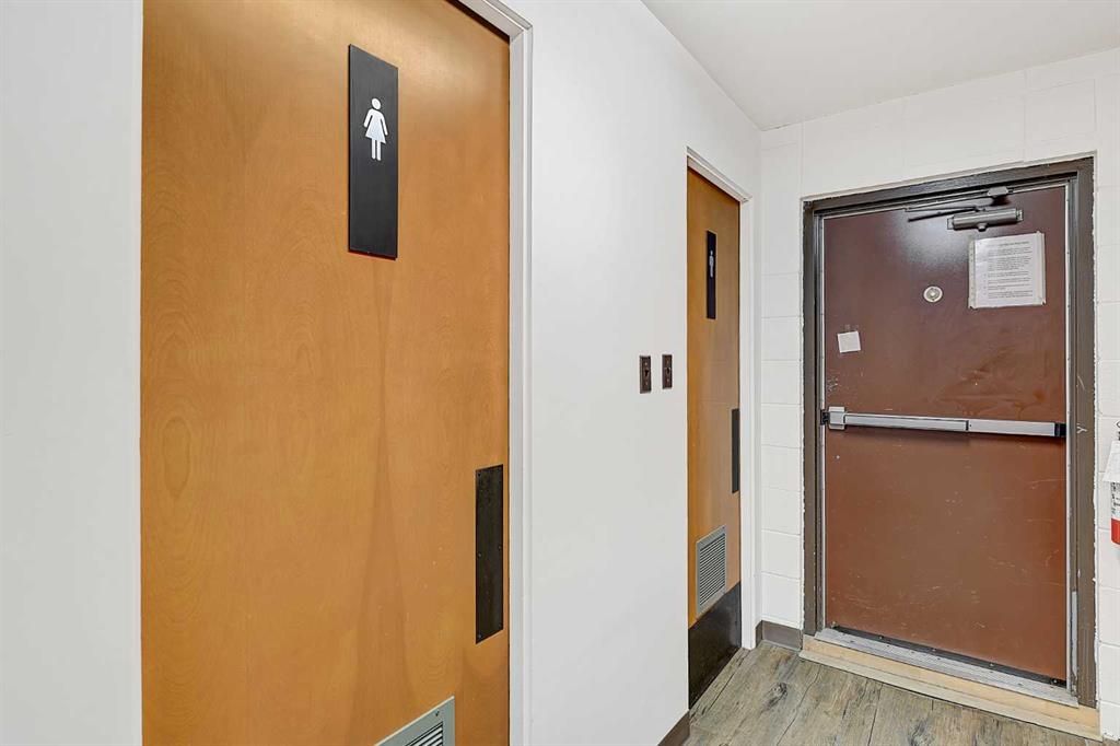 10030 101 Avenue  - Photo 28