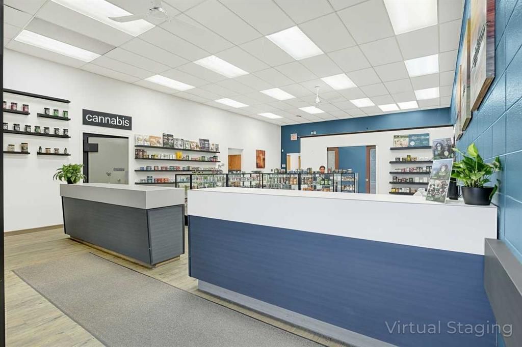 10030 101 Avenue  - Photo 8