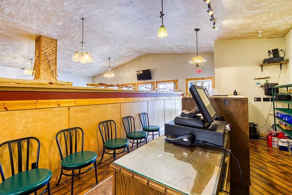 9925 100 Street  - Photo 14