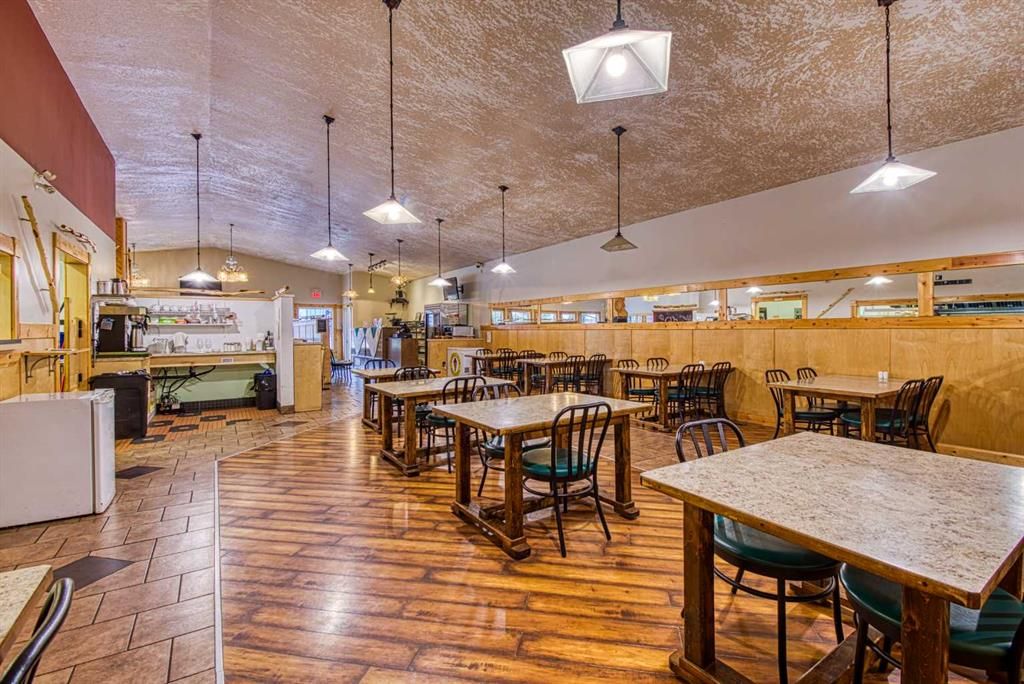 9925 100 Street  - Photo 16