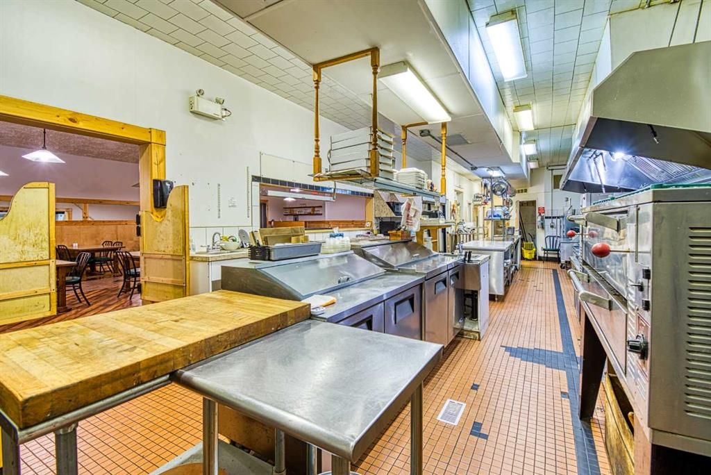 9925 100 Street  - Photo 22