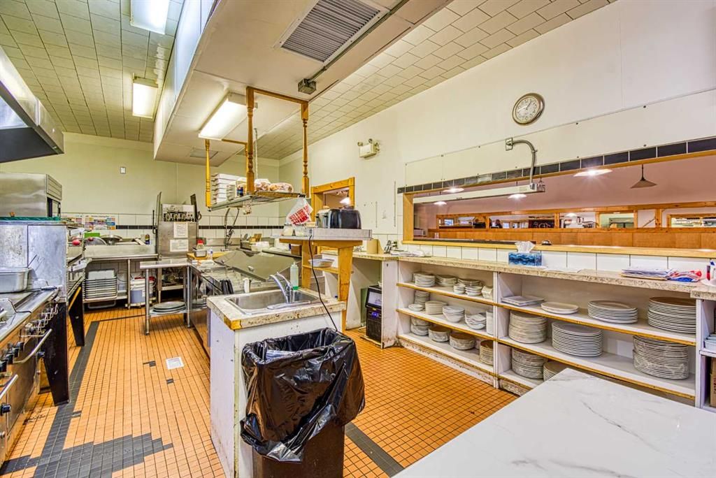 9925 100 Street  - Photo 24