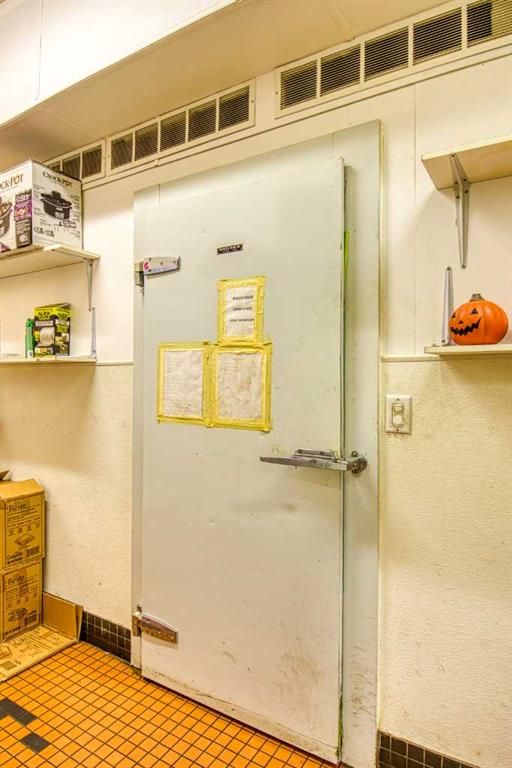 9925 100 Street  - Photo 28