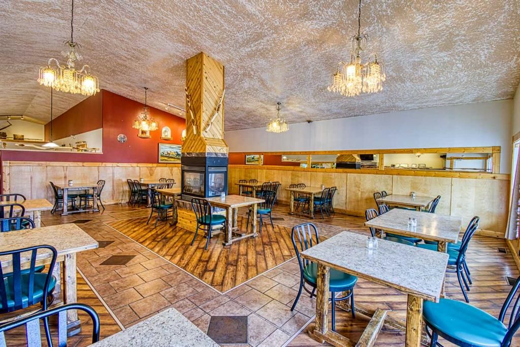 9925 100 Street  - Photo 7