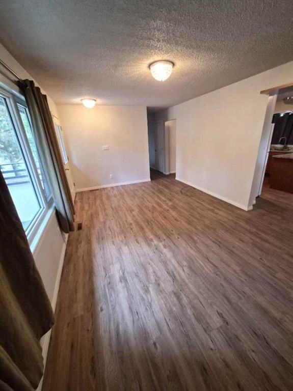 214 7 Street  - Photo 11