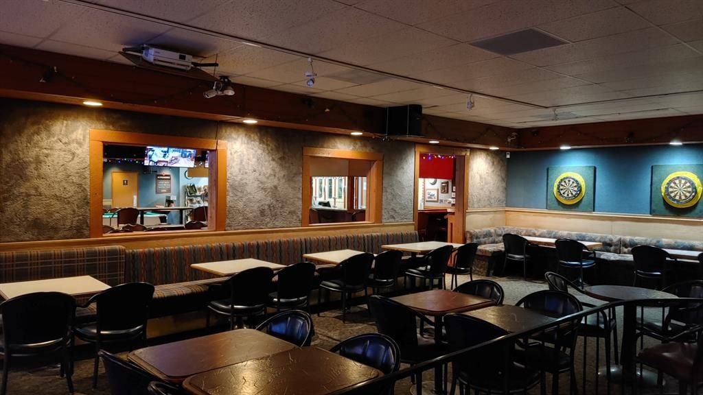 9807 100 Street  - Photo 8