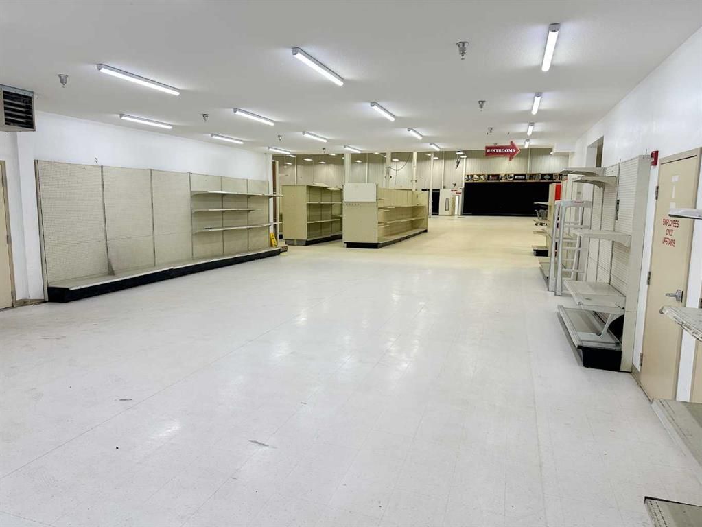 9902 120 Street  - Photo 16