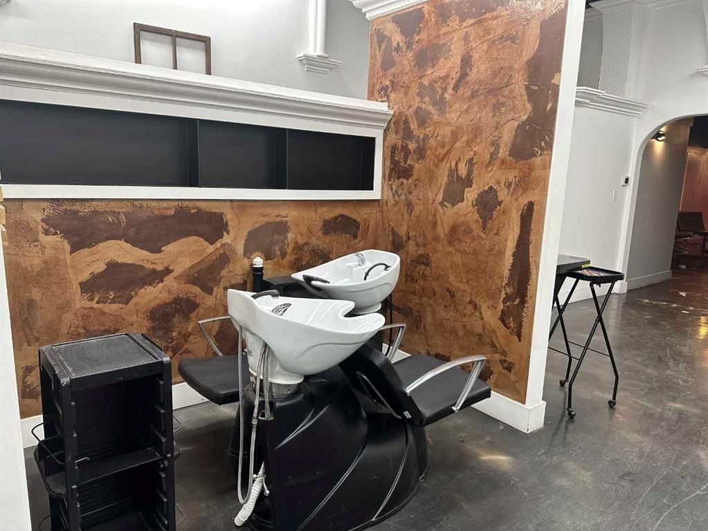 9807 105 Street  - Photo 10