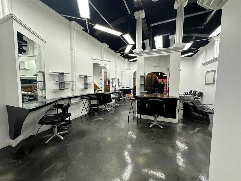 9807 105 Street  - Photo 6