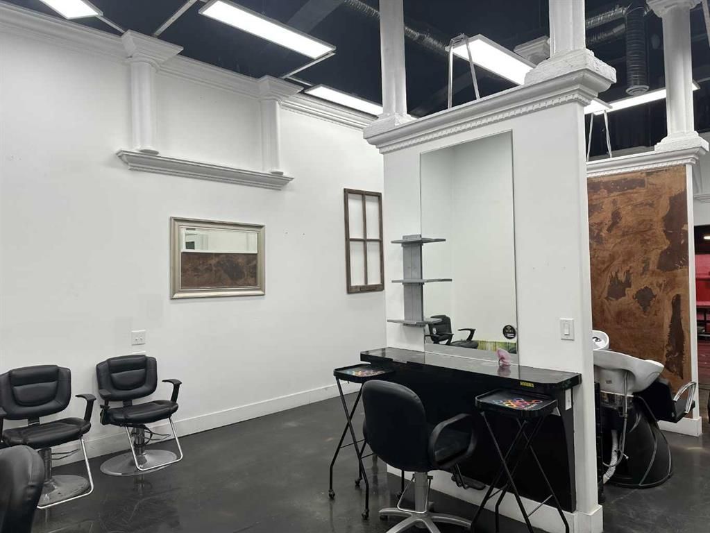 9807 105 Street  - Photo 8