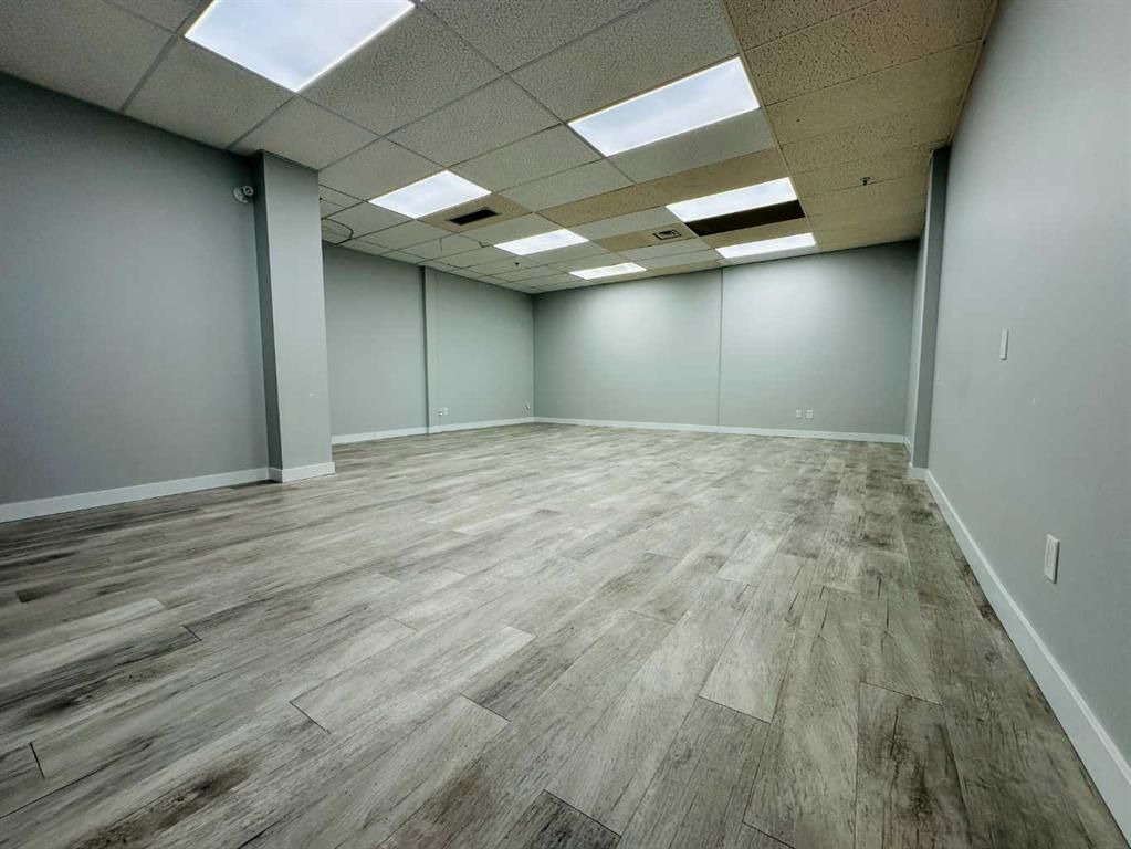 211, 10006 101 Avenue  - Photo 3