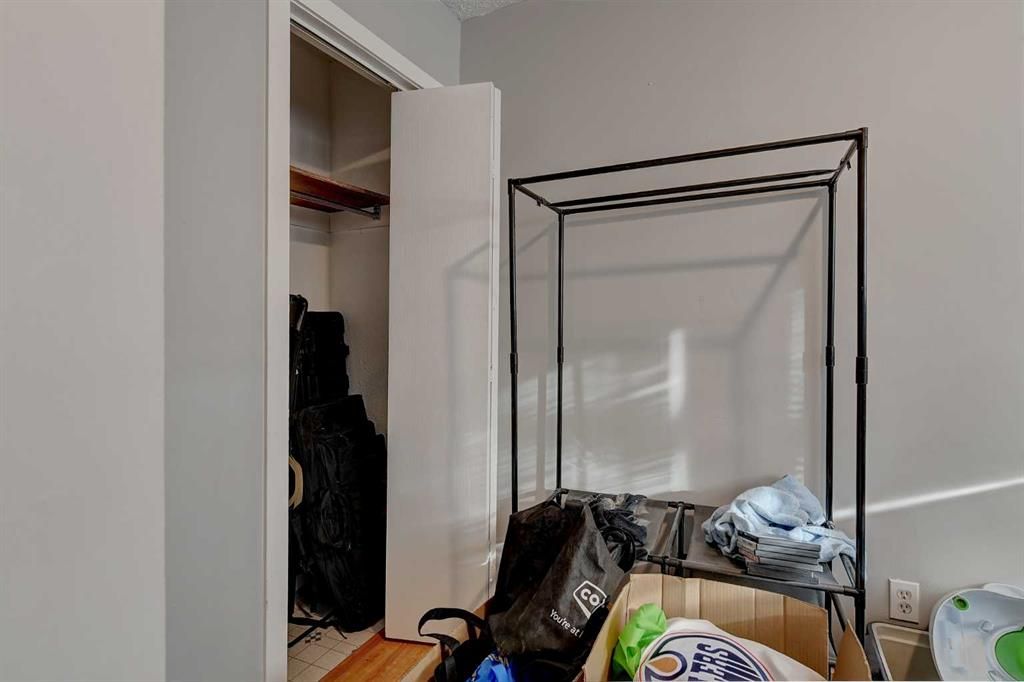 9809 98 Avenue  - Photo 15