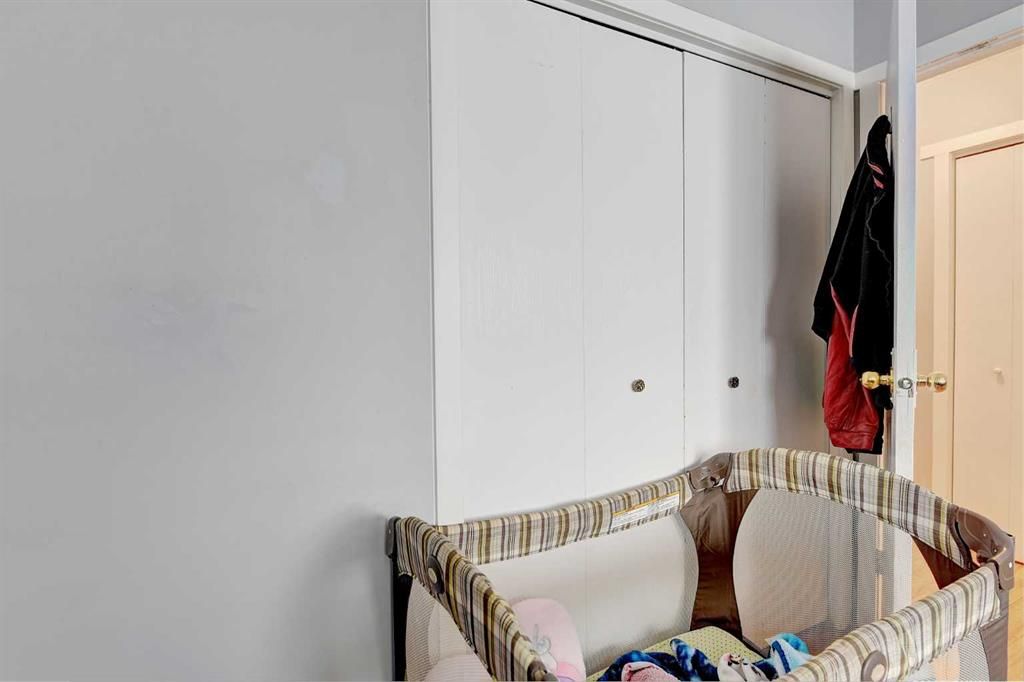 9809 98 Avenue  - Photo 17