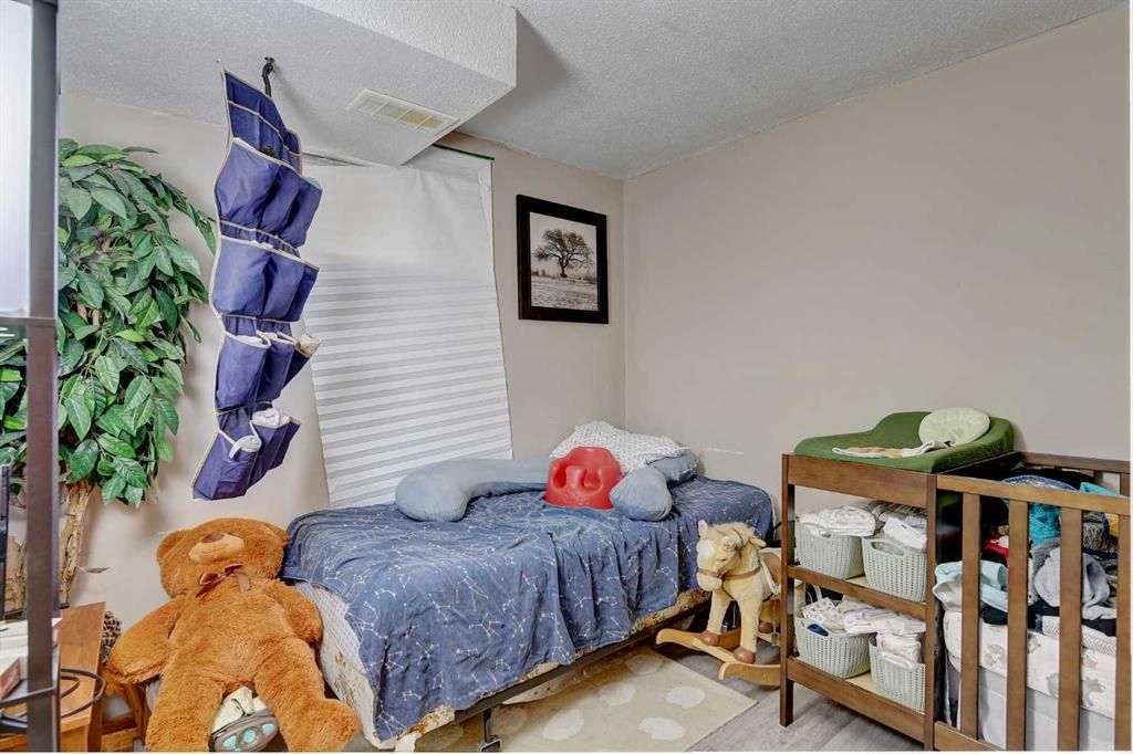 9809 98 Avenue  - Photo 25