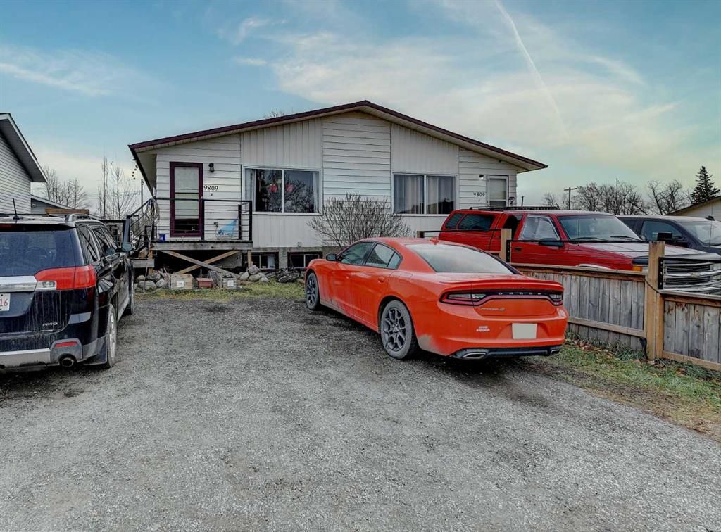 9809 98 Avenue  - Photo 3