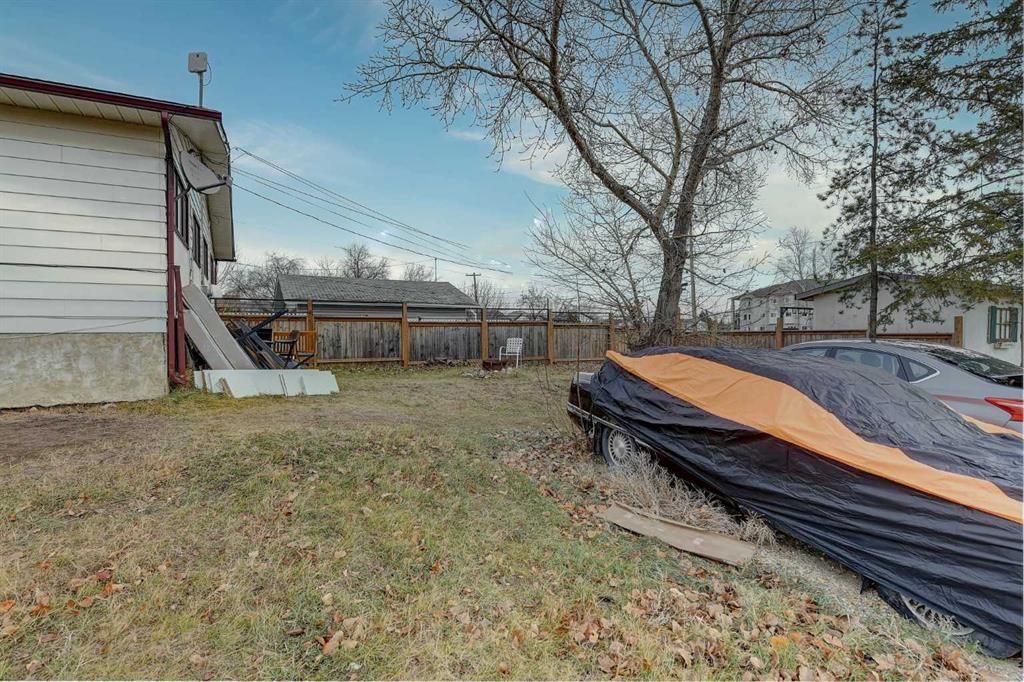 9809 98 Avenue  - Photo 51