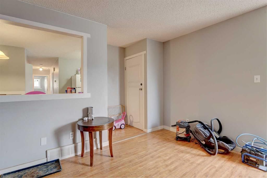 9809 98 Avenue  - Photo 6