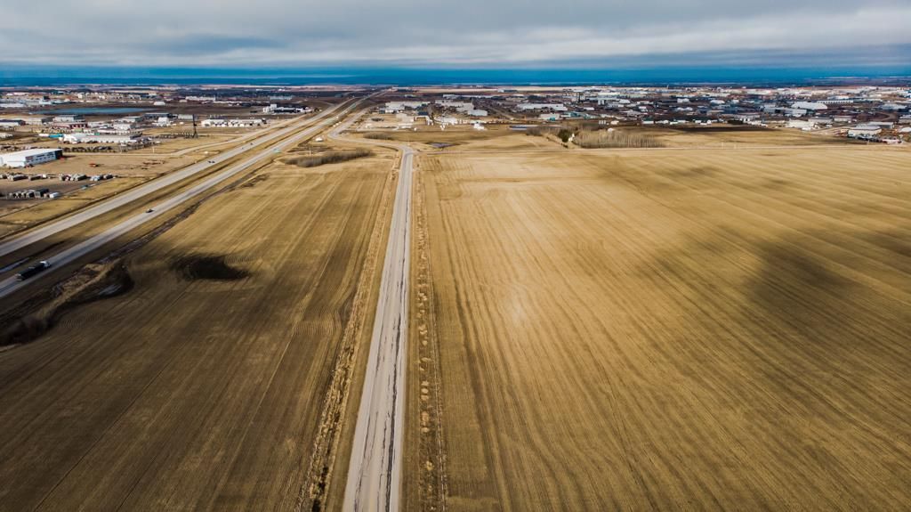 9300 69 Avenue  - Photo 2