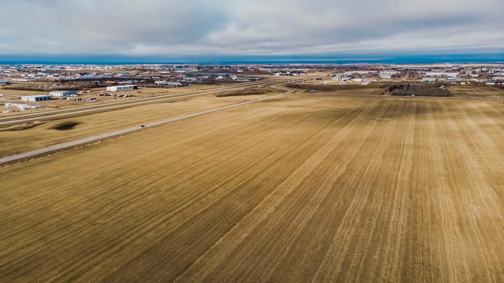 9300 69 Avenue  - Photo 8