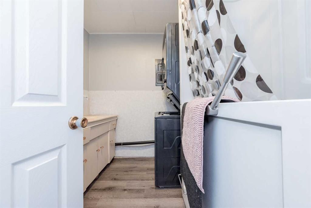 10435 104 Avenue  - Photo 13