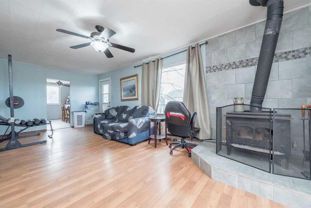 10435 104 Avenue  - Photo 4