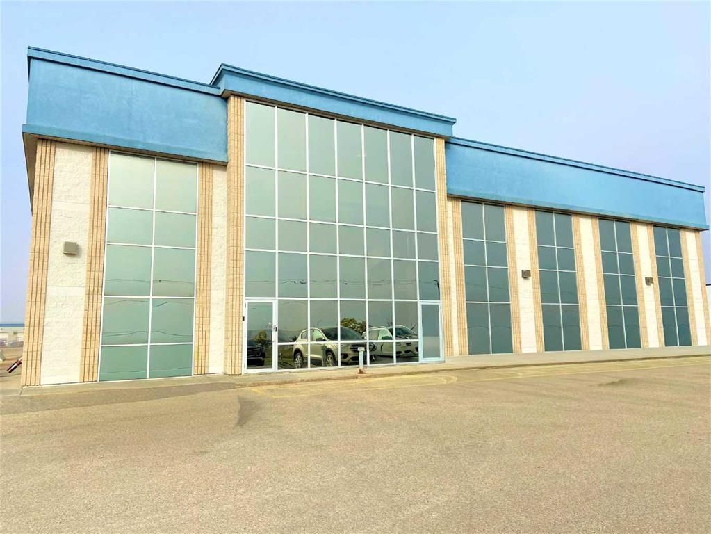 8701 102 Street   - Photo 3