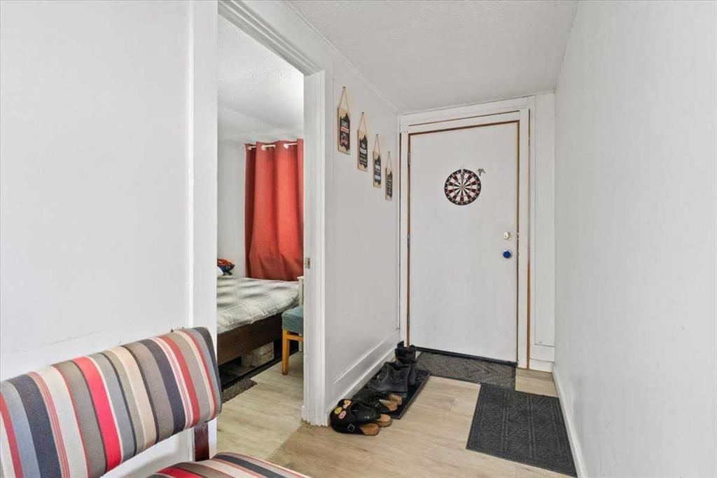 10121 109 Avenue N - Photo 15