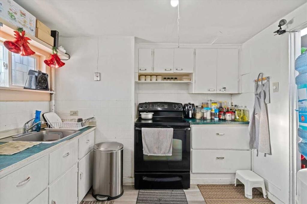 10121 109 Avenue N - Photo 3