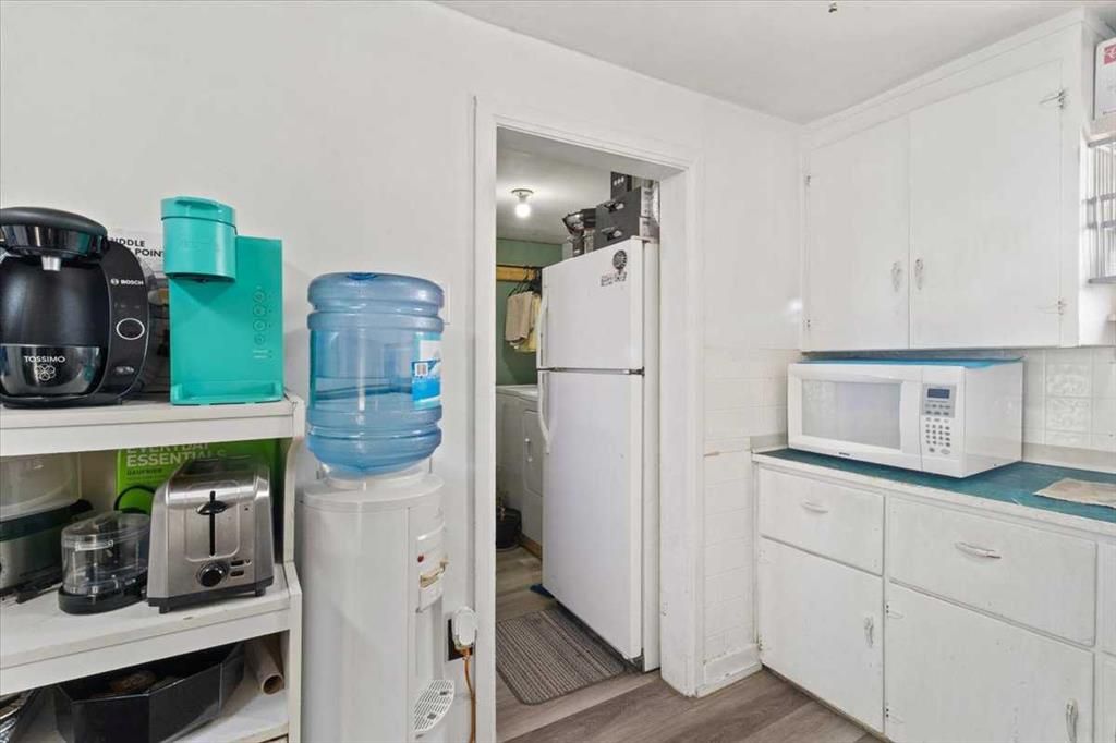 10121 109 Avenue N - Photo 8